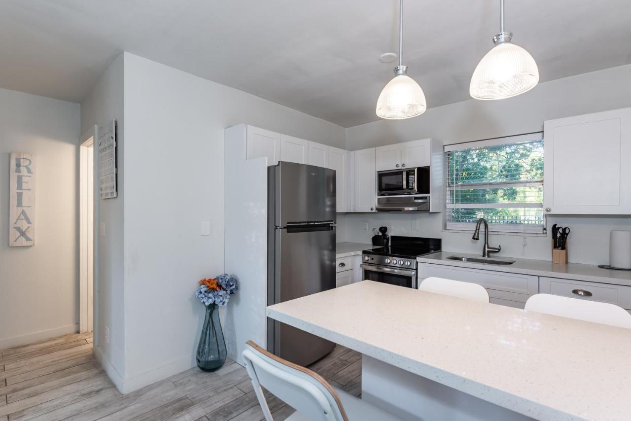 Modern Riverview Apartments Fort Lauderdale Exterior photo